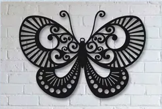 فراشة معدنية مفرغة